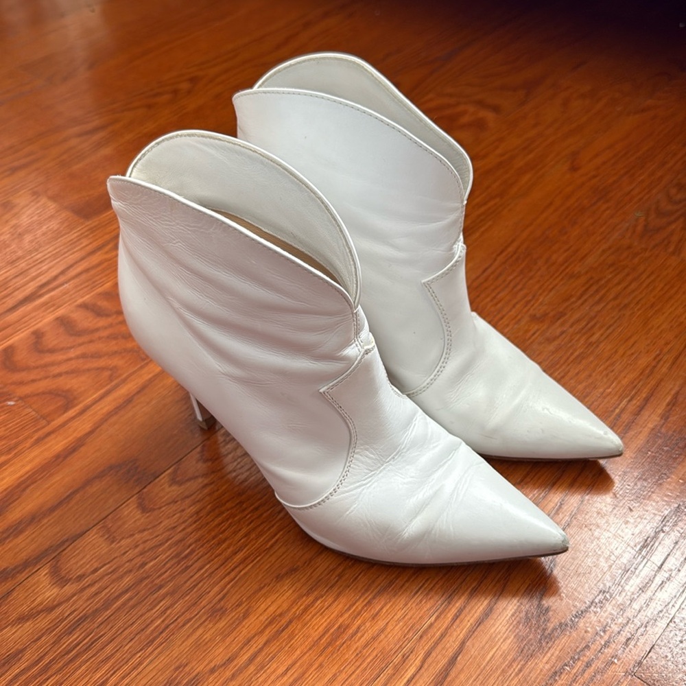 Gianvitto Rossi White Bootie